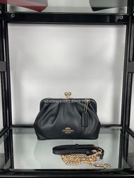 🎀Brand New Free Shipping💙Coach c2875 Nora Kisslock 手袋 斜挎包 斜孭袋 手拿包 鏈條包 Crossbody Clutch｜Color 黑色｜size