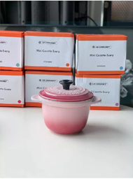 LE CREUSET กาต้มน้ำเซรามิคมีฝาปิด หม้อตุ๋น หม้อตุ๋น หม้อหุงข้าว 580ml