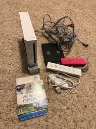 Wii Console + Wii fit + resort