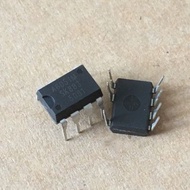 5pcs STR A6051M DIP 7 A6051M DIP7 A6051 DIP STR A6051 STRA6051