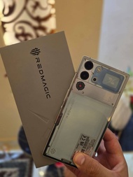 RedMagic 10S Pro ใหม่เอี่ยม ** หน้าจอ LTPO ขนาด 6.85 นิ้ว ** RAM 24GB + พื้นที่เก็บข้อมูลภายใน 1TB *