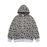 Acme de la vie | แจ็คเก็ตซิปฮู้ดลายพรางหมี AC แขนยาวใส่สบาย
