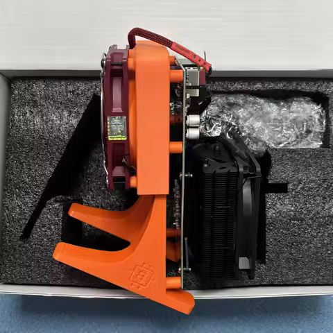 Bitaxe NerdQaxe++ 4.8T-5TH/S 80W With PSU 2 Fans BTC Solo Miner 4xBM1370 ASIC Chip Open Source Bitco