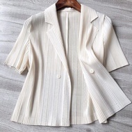 ☸卍 Issey Miyake Miyake Pleated Shirt Jacket Stylish And Slim Short-Sleeved Suit Collar Shirt 2023 Ne
