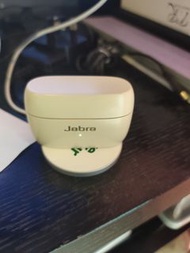 Jabra Elite 85t 耳機充電盒