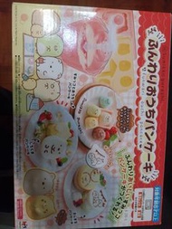 角落生物 玩具