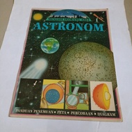 Buku menjadi seorang Ahli Astronom