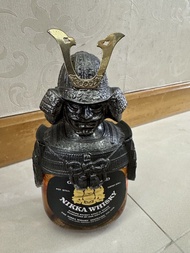 Nikka Whisky Gold & Gold Samurai Bottle