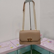 กระเป๋าส่งฟรี กระเป๋าสะพายผู้หญิง กระเป๋าCkหน้าล๊อก อะไหล่ทอง