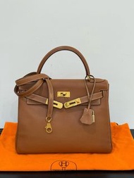 Hermes Kelly 28 Epsom leather 
Gold x ghw