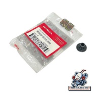 90502 GG2 000 Karisma Supra X 125 Inner Wing CollarBOSH Original