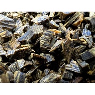 Green Chess Qinan Agarwood Full Oil Submerged Small Pieces On Sale at Least 3 Grams, Full of Oil Soft Waxy, Nectar Fragrance Frankincense Fragrance, Long-Lasting Incense, Strong Outbreak, Fragrant Friends Welcome to Friends