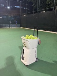網球發球機訓練機