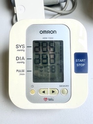 Omron 歐姆龍 電子血壓計