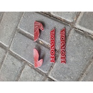 CB 100 CB 125 MOTORCYCLE TANK EMBLEM CB 100 CB 125 TANK LOGO