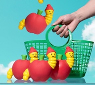 【乳膠蘋果長蟲】磨牙發聲互動/陪伴寵物玩偶