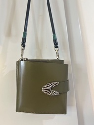 TOGA PULLA 掛頸銀包 綠色