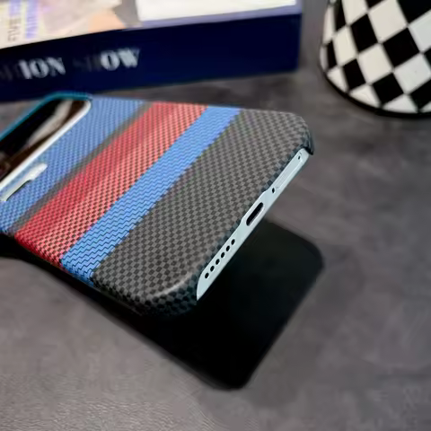 Shockproof Slim Paste Magnetic Case For Xiaomi 17 Pro Max Mi 15T 15TPro Carbon Fiber For Magsafe Wir