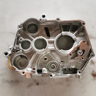 EX5 DREAM RH CRANKCASE CASING ENGINE