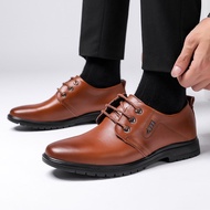👞⚜️รองเท้าหนัง สำหรับสุภาพบุรุษ รองเท้าหนังแท้รองเท้าลำลองผู้ชายกลางแจ้ง รองเท้าหนังเคลือบ รองเท้าแก้วมันวาว รองเท้าทำงานผู้ใหญ่ แบบผูกเชือก