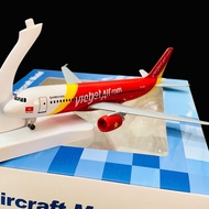 MÔ HÌNH MÁY BAY VIETJET AIR TỈ LỆ 1:400 (18CM) KIM LOẠI CAO CẤP SƠN TĨNH ĐIỆN BÓNG ĐẸP