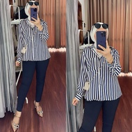 Kemeja basic Tabiko atasan salur kantong satu cocok buat kerja dan santai