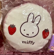 MIFFY咕𠱸 士多啤梨 粉紅色格仔 抱枕 攬枕 靠枕 Cushion 日本