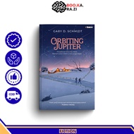 Jupiter Orbiting Novel: The Journey of Two Brothers Discovering the Meaning of True Family - Gary D.