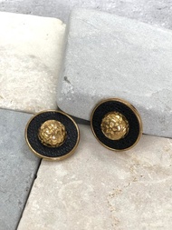 【VintageShop solo 日本直送 中古包專賣店】CELINE 賽琳 復古耳環 金色 黑色 星球造型 經典 時尚 絕版