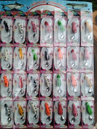 กบยางยกแผง 28 ตัว แบ่งขายแบบตัวได้ ราคาส่ง รุ่น D1 กบยางคอยาว มีให้เลือก สี เหยื่อปลอม เหยื่อตกปลา