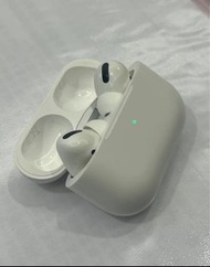 AirPods Pro 1 充電盒（二手）（附原廠充電線/耳機塞）