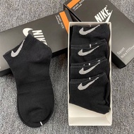 5 pair Boxed Socks men's summer thin short tube socks boys spring and autumn sports deodorant sweat 