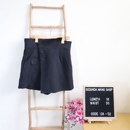 Preloved Black Skort Skirt and Short in One Back Zipper | Segunda Mano Shop - C4-52