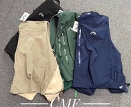 日本預訂 4色選 comfy outdoor garment CMF 戶外機能拉鍊 防水面料 登山露營馬甲背包