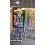 Salaya VN Ex 150 engine block screw with cotton head