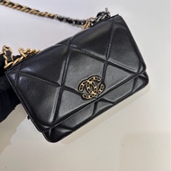 CHANEL｜19 經典款WOC