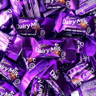 Cadbury Dairy Milk mini Coklat / chocolate Cadbury minis