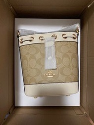 Coach Bucket Bag Dempsey 15 Small 水桶包 淺卡其色