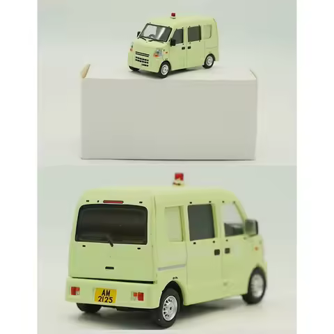 Era Car 1:64 Every K-car Airport/Ambulance/Fire Van Engineering Vehicle Alloy Car Model Size 7.5cm T