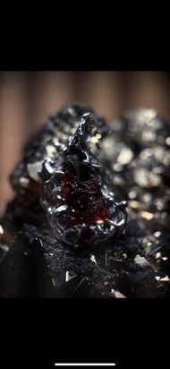 矩陣錳鋁榴石項鍊 / 矩陣石榴石 / 焱紅靈