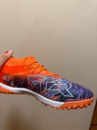 PUMA FUTURE 8 中筒 碎釘 足球鞋