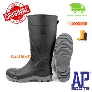 AP S4 Anti-Slip Safety Men's boots are waterproof and heat resistant for 300 degrees