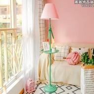 北歐落地燈置物架臥室客廳遙控創意ins立式可愛兒童房間高腳檯燈