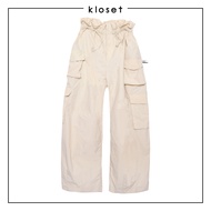 Kloset Design Drawstring Cargo Pants (LS2-25-P003) กางเกงคาร์โก้ผ้าร่ม ดีไซน์เชือกรูดที่เอวและปลายขา