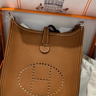 Hermes  Mini Evelyne 金棕銀釦