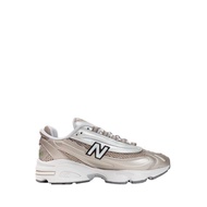 1,000 Unisex Sneakers-Gray JP54