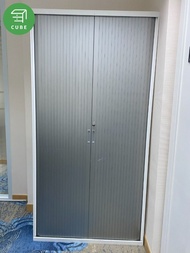 高身捲門文件櫃 全新/二手 三隔層/四隔層/五隔層文件櫃 品牌企業辦公首選 辦公室/文件收納首選 帶鎖 可移動層板 鐵質/木質檔案櫃 七成新/八成新/近全新/全新可選 推拉絲滑 堅固耐用 灰色 白色 