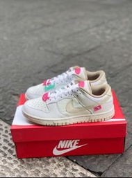 Nike Dunk 街舞系列 女裝 白粉