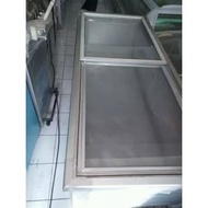 Sliding Flat Glass Freezer /Kaca Geser GEA (2 mtr) Bekas Bergaransi