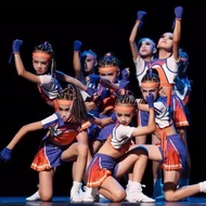 小荷风采童心协力啦啦队舞蹈演出服儿童啦啦操小学生运动会表演服Xiao He's style, childlike innocence, collaborative cheerleading dance